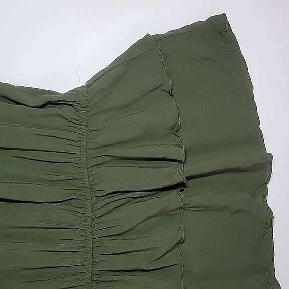 Express Olive Green Ruffle Tank Top / M. - Picture 8 of 9